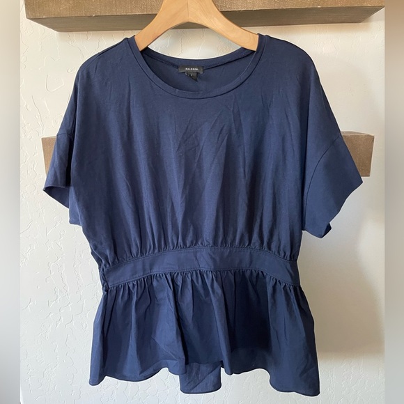 Halogen|Navy short sleeve blouse with mixed material and ruffle hem•••1X - Picture 10 of 10